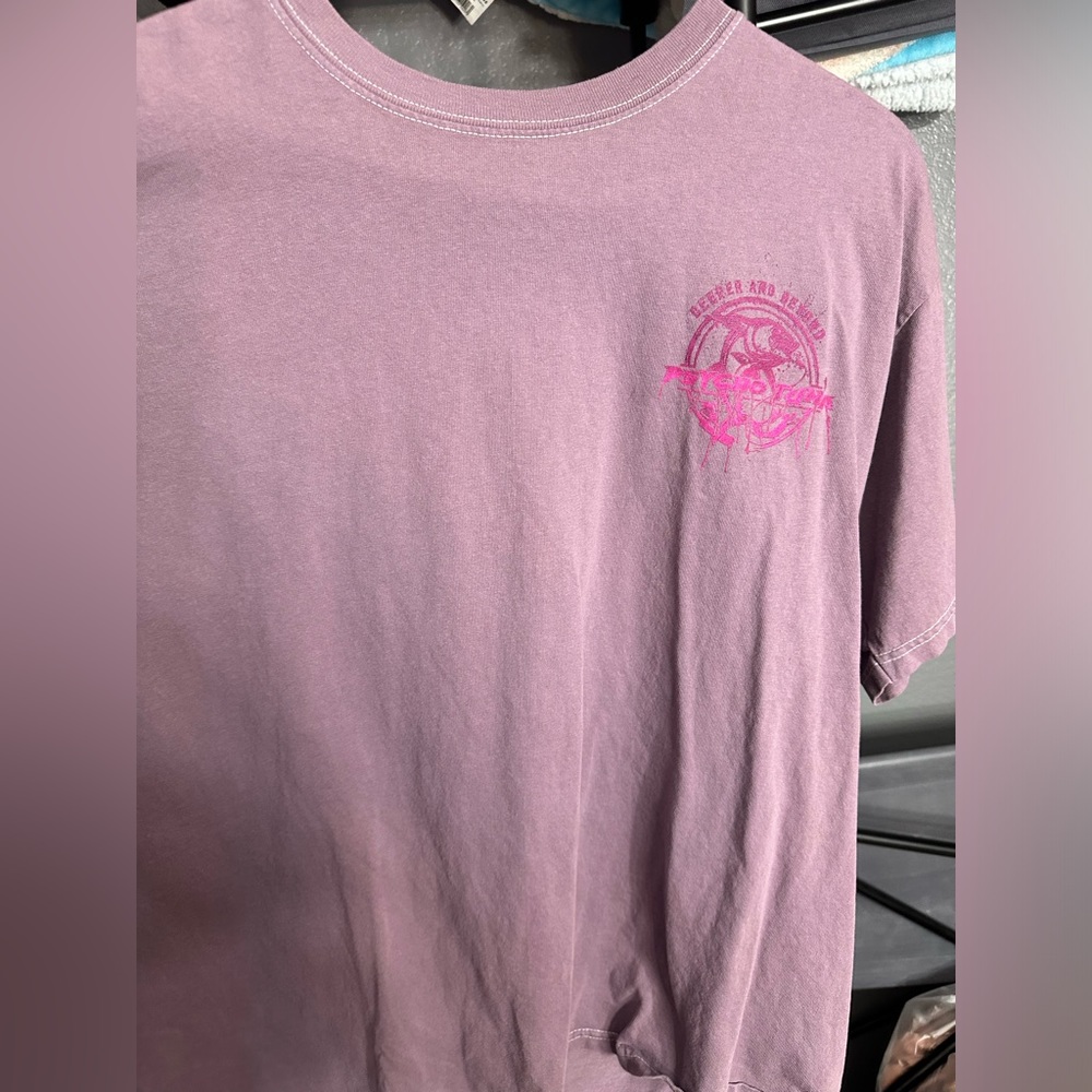 T SHIRT